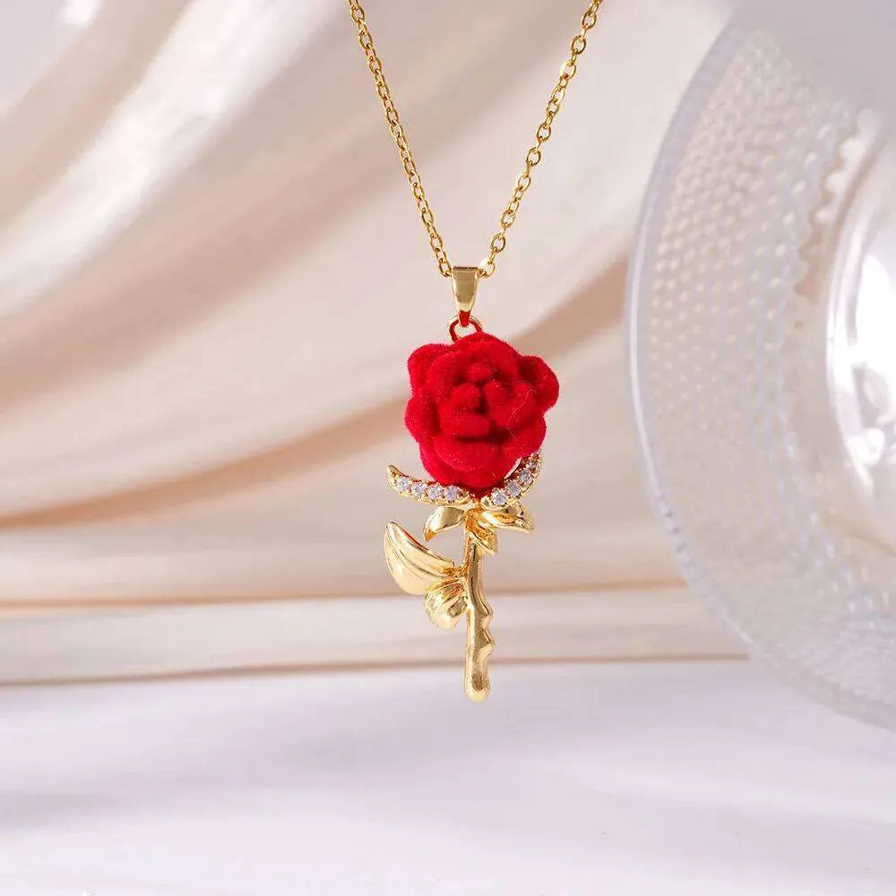 Collar Rosa Eterna